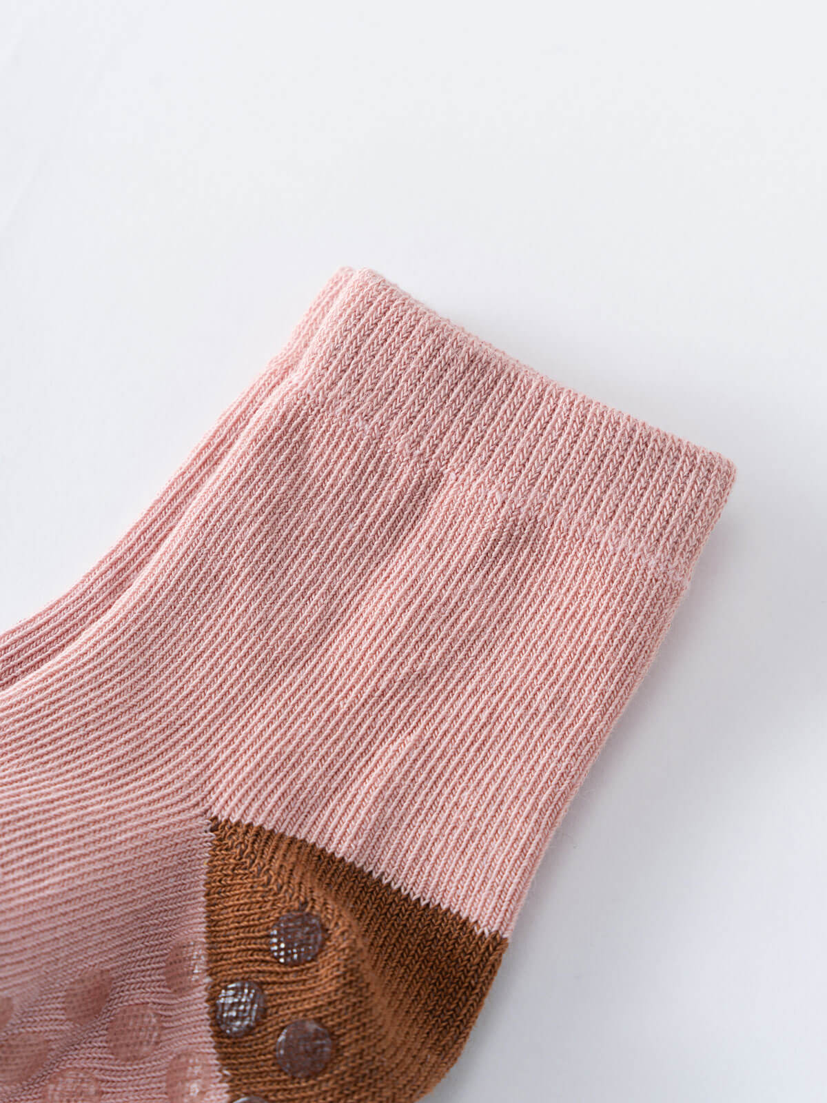Close-up of pink ribbed sock with brown color-block detail and non-slip grips Baby Socks -3 Pack - Baby Bunny Baby boy