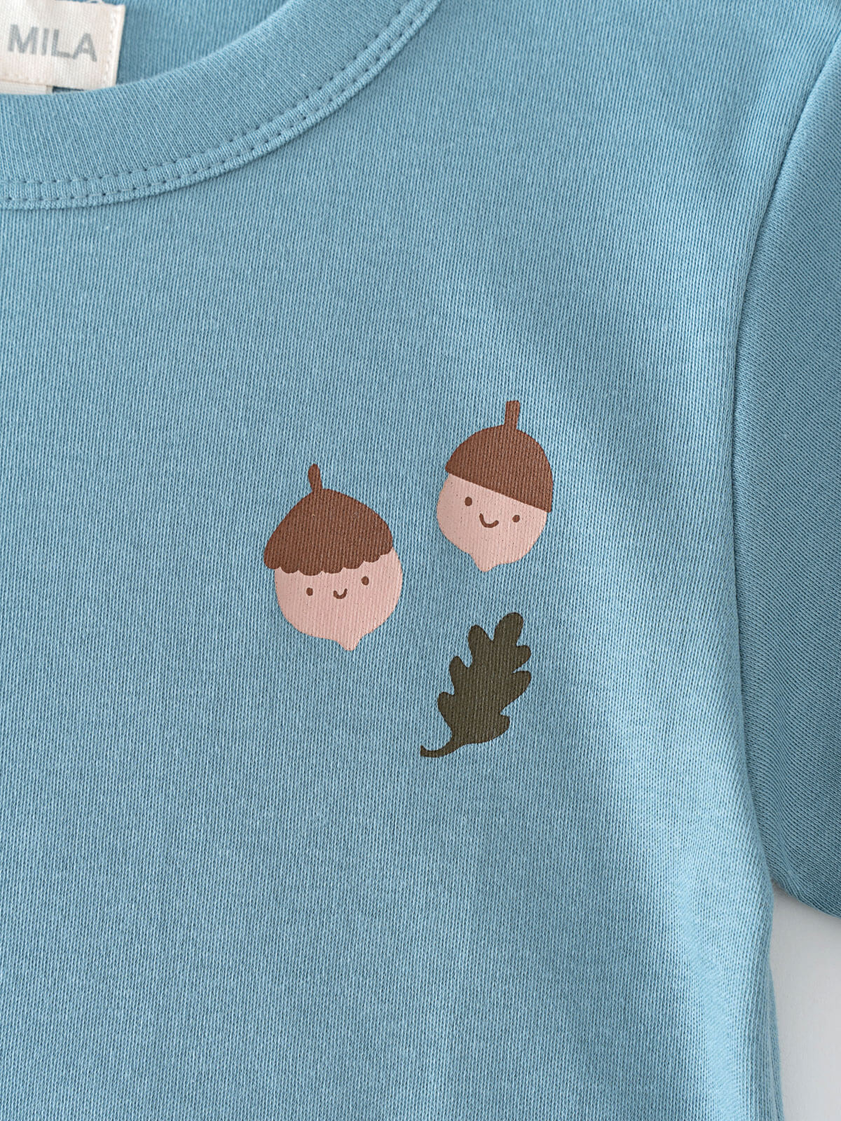 Feature Print Short Sleeve Tee - Acorn Friends