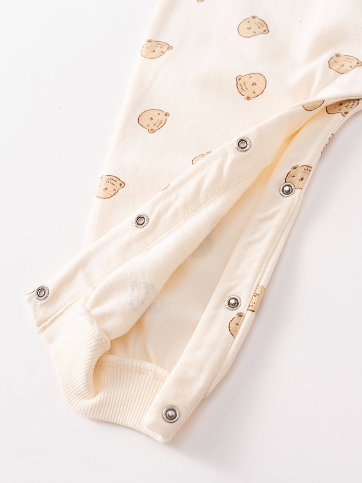 Cream baby onesie with bear print and metal snap buttons Sweatshirt Onesie - Cosy Bear Ecru Baby boy